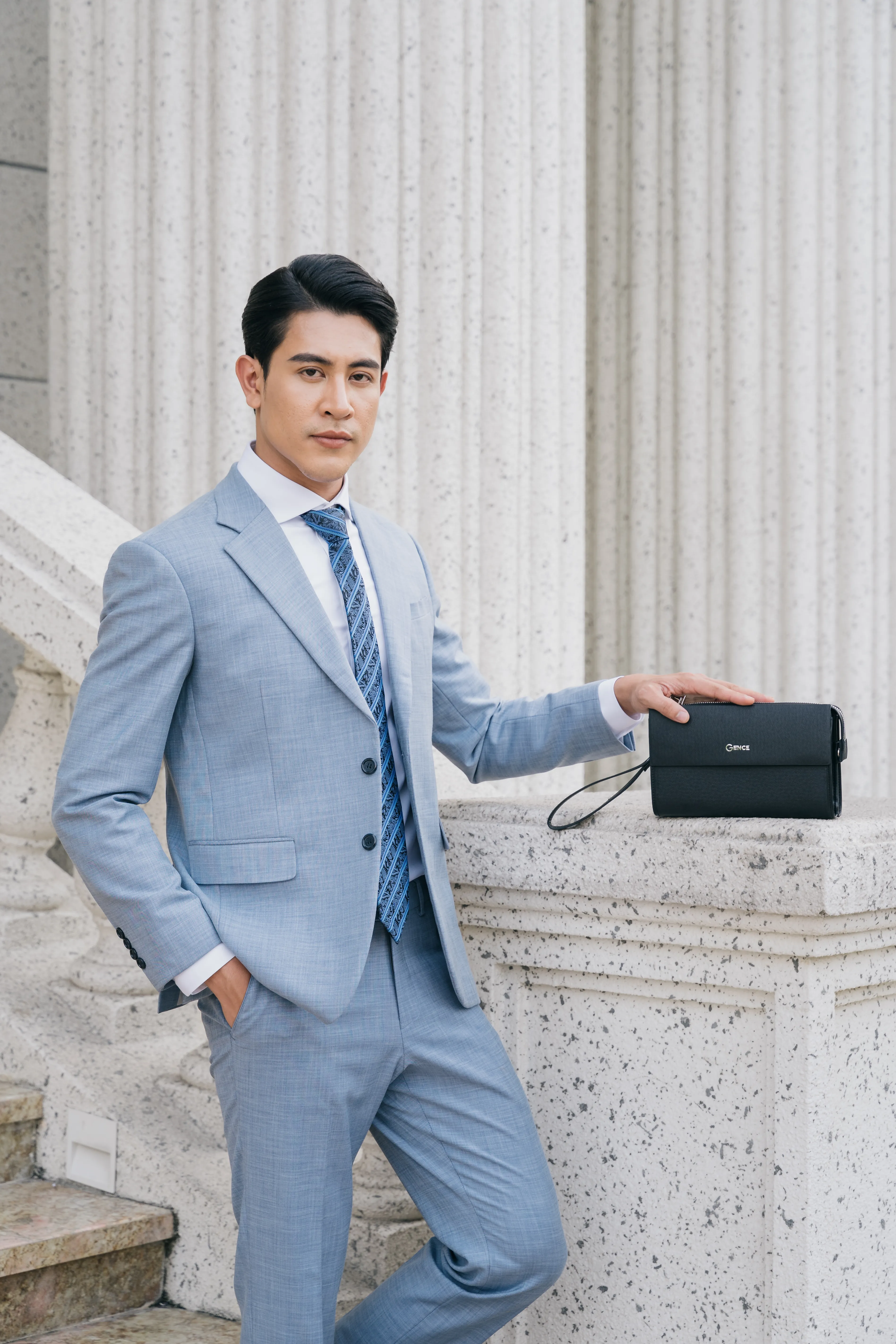 suit bespoke dunnio